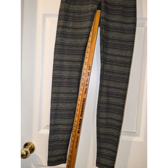 Lululemon Pants Women's Size 6 Wunder Under Pant III Cyber Stripe Green Olive - Picture 6 of 11